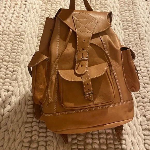 Handmade Leather backpack - Picture 6 of 7